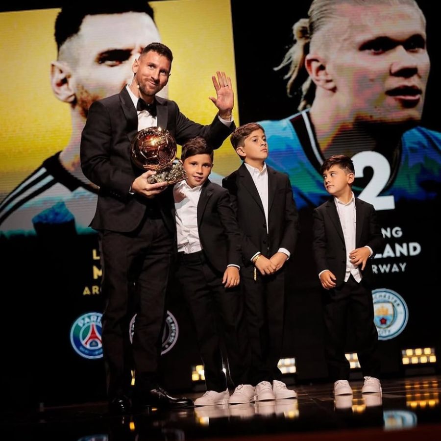 Lionel Messi y sus tres hijos, Thiago, Mateo y Ciro