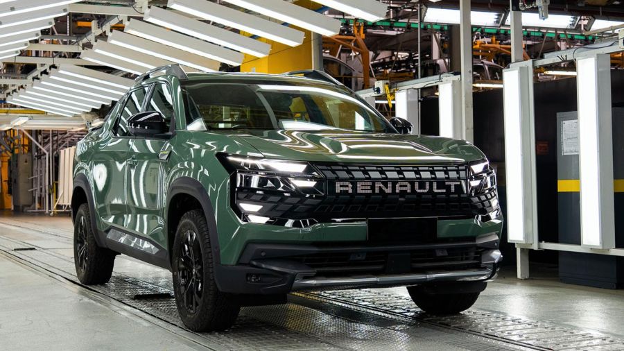 Renault presentó la pick-up Niagara en la planta de Santa Isabel