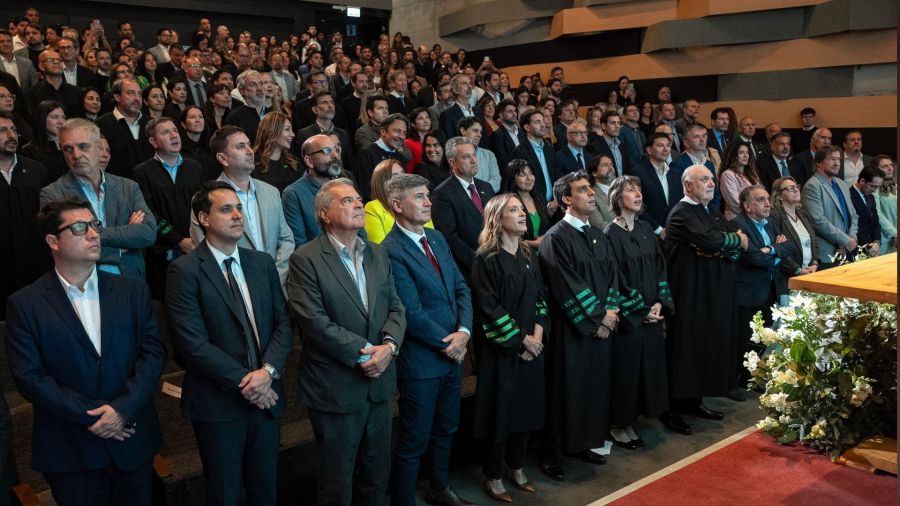 Leonardo Medrano, nuevo rector de U21
