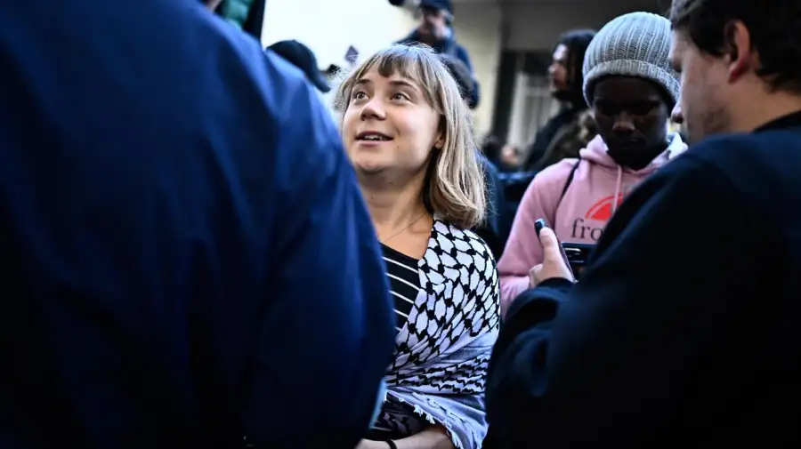 Greta Thunberg en las protestas de París
