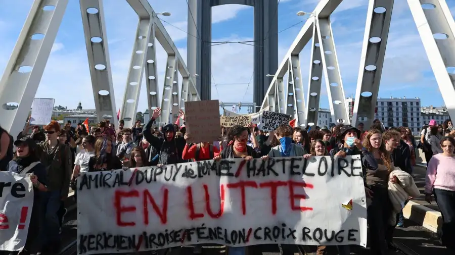 Protesta estudiantil en París