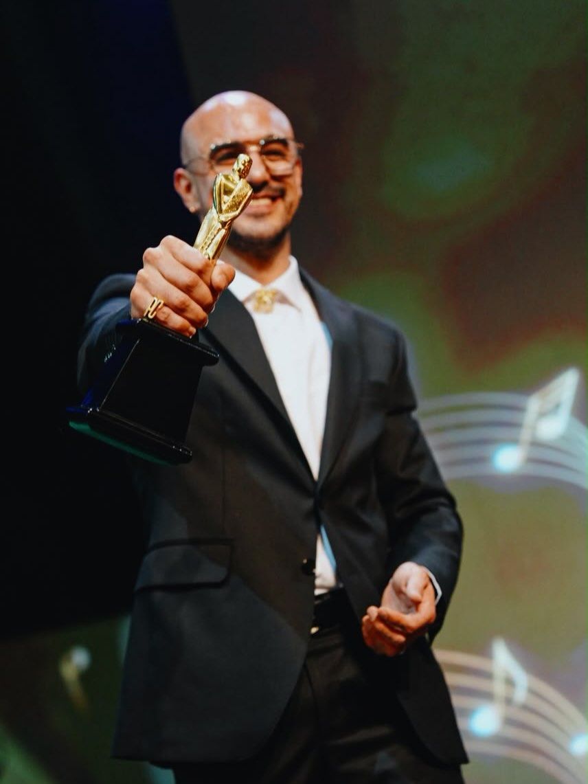 Abel Pintos ganó dos galardones en los Premios Martín Fierro de la Música