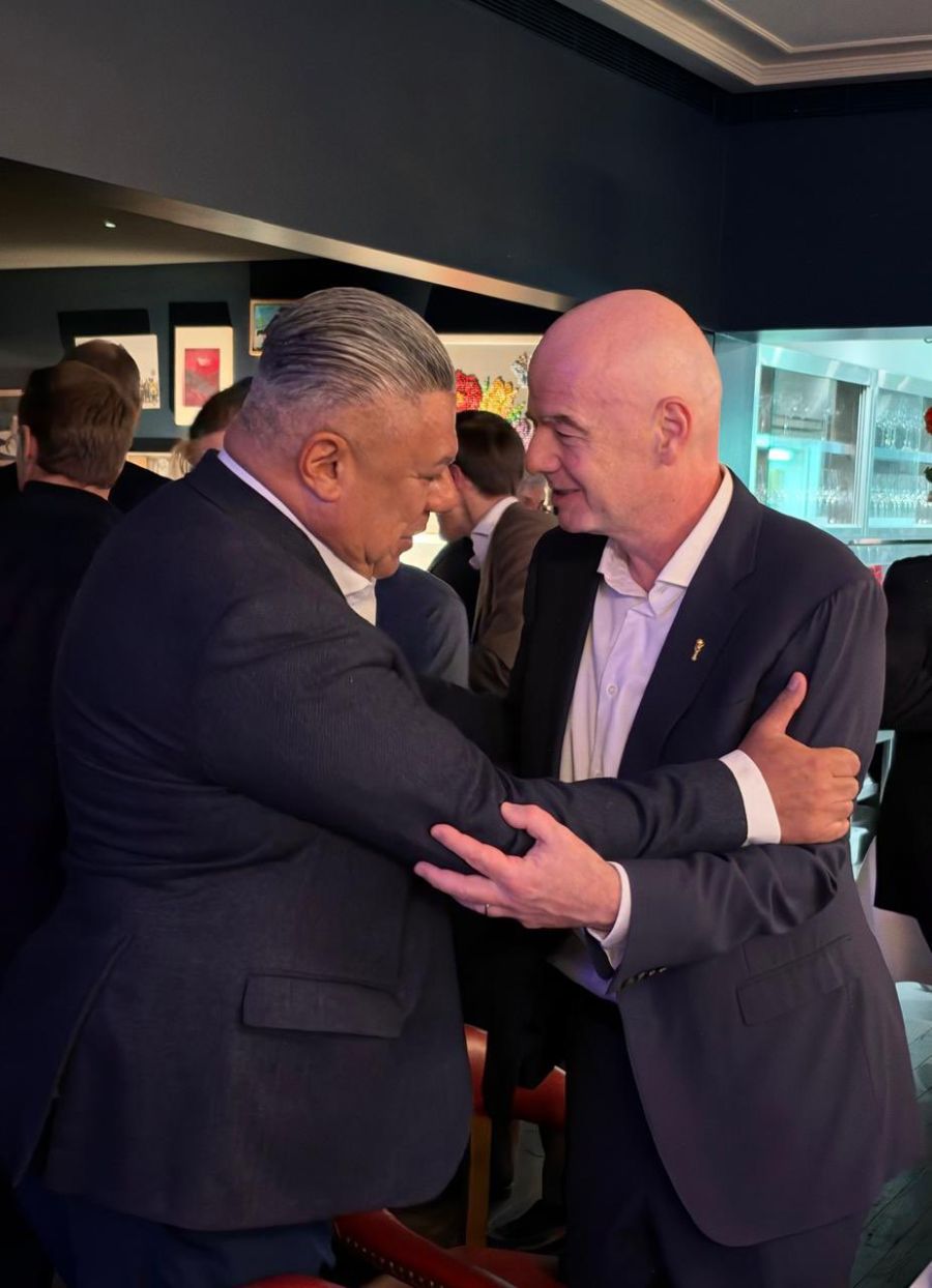 Chiqui Tapia y Gianni Infantino