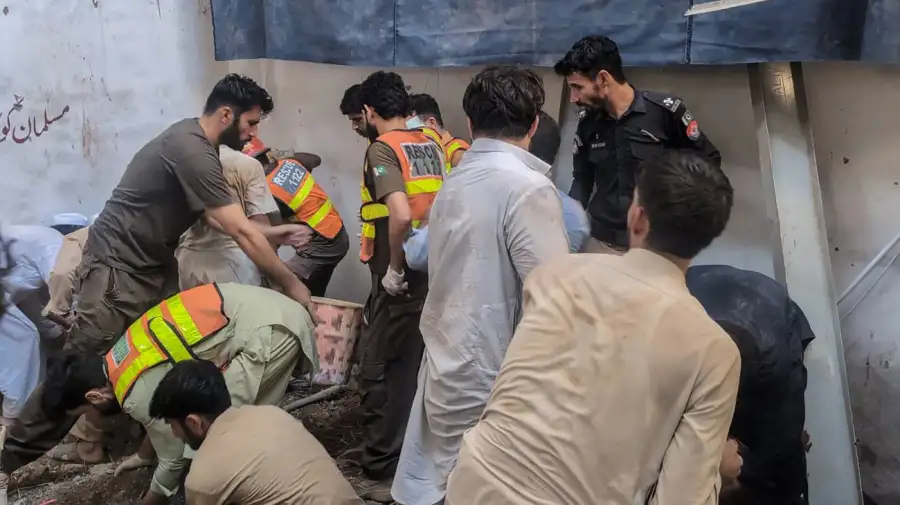 Derrumbe de escuela en Pakistán
