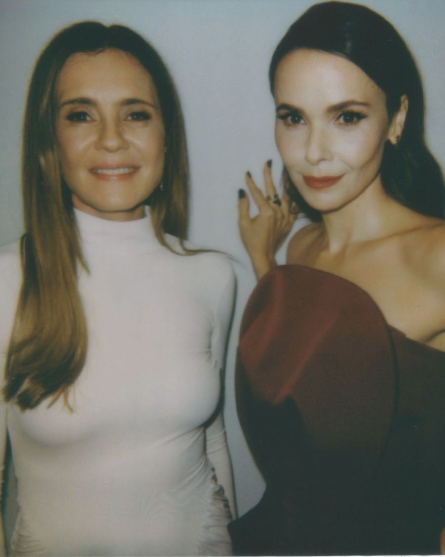 Los looks de Adriana Esteves y Débora Falabella en el anuncio de Avenida Brasil 2