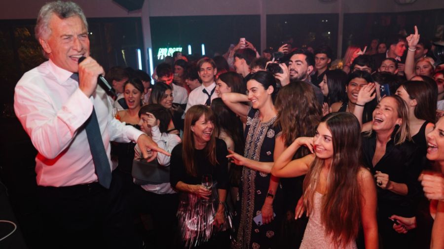 Antonia Macri celebró sus 15 años