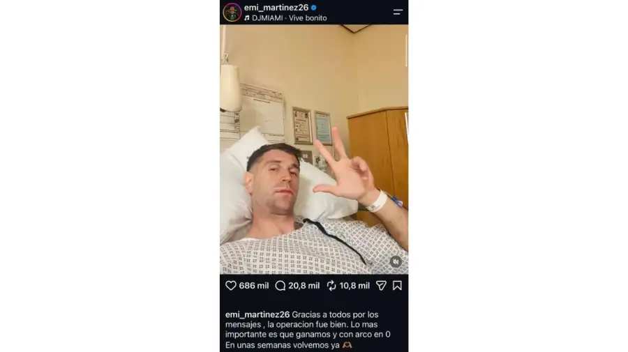 El Dibu Martínez publicó su primera foto tras la fractura de mandíbula