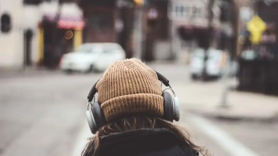Cambiá tus auriculares por unos que lleven la etiqueta hi-fi