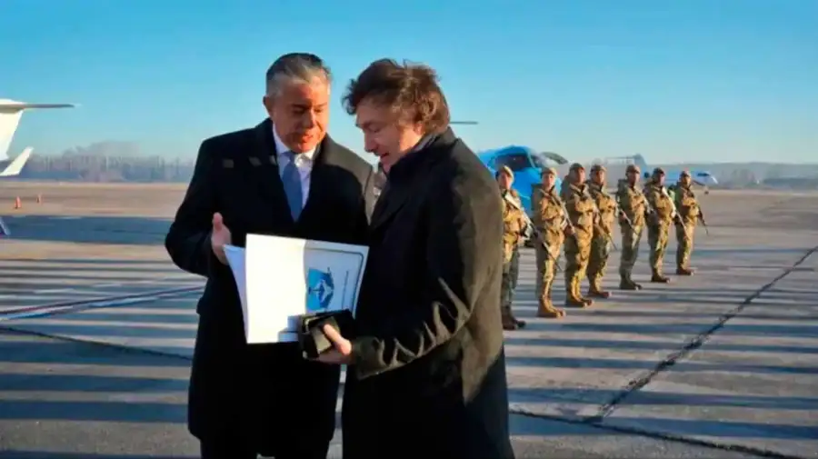 Javier Milei y Rolando Figueroa en Neuquén