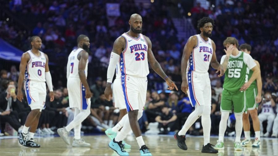 LeBron James con los 76ers 