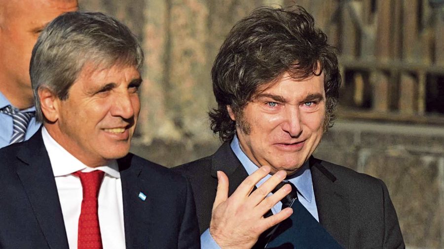 Caputo y Milei