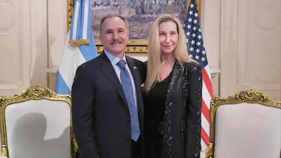 Karina Milei se reunió con Peter Lamelas