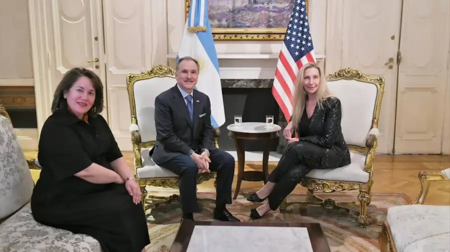 Karina Milei se reunió con Peter Lamelas