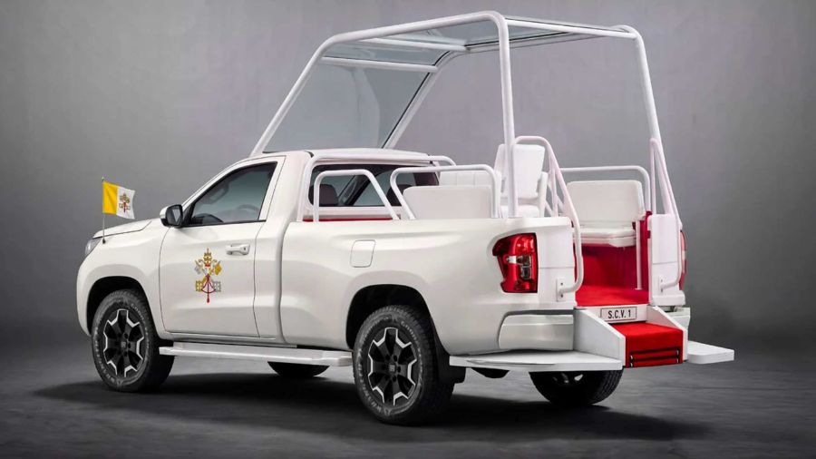 La Fiat Titano será el nuevo Papamóvil del Papa León XIV
