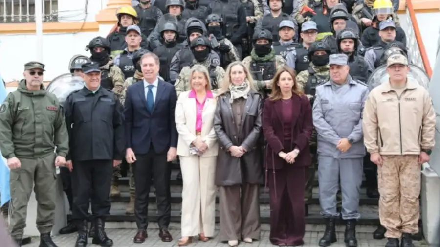 Karina Milei, Alejandra Monteoliva y Diego Santilli fueron los encargados de notificar públicamente el éxito del traslado de presos de Devoto a la nueva cárcel de Marcos Paz