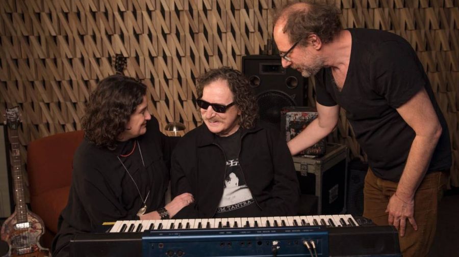 Netflix anunció un documental sobre Charly García