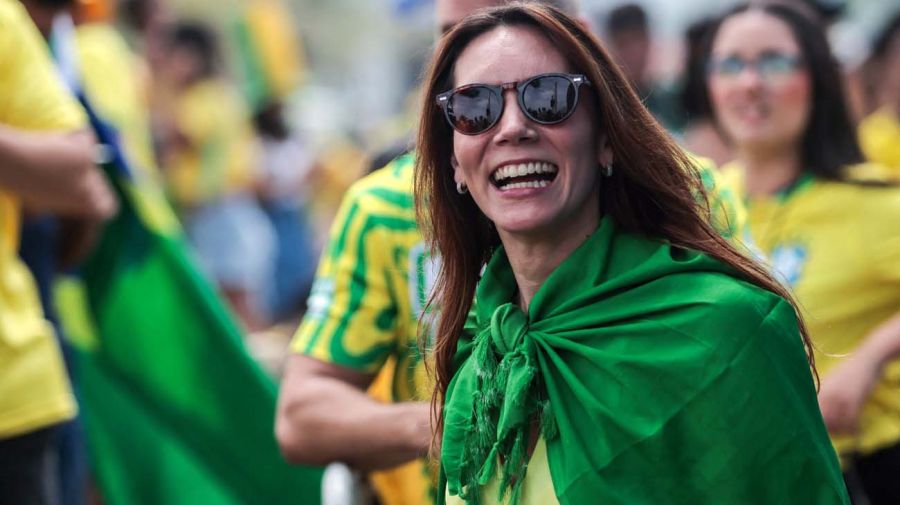 Brasil va a uno de los balotajes más reñidos de la historia: Lula o Bolsonaro