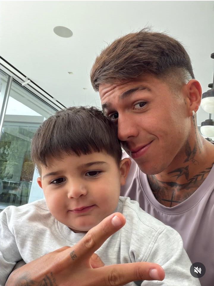 Enzo Fernández y su hijo Benja