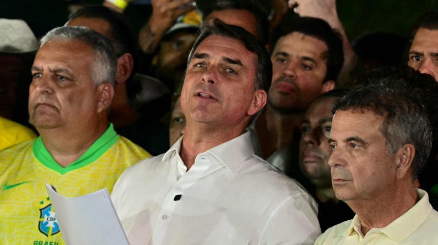 FLÁVIO BOLSONARO ELECCIONES EN BRASIL