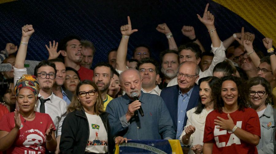 Lula habla en el bunker 