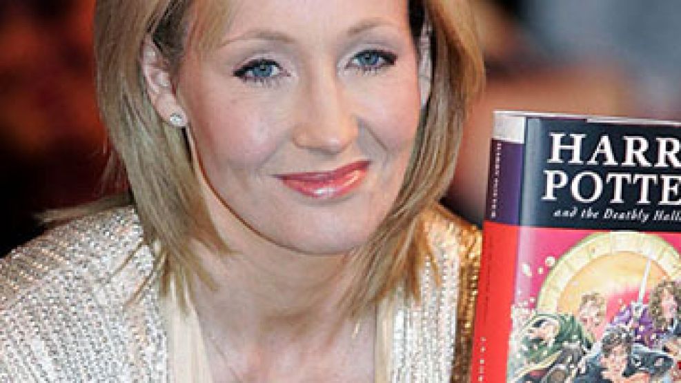 J.K.Rowling. La creadora del la historia más vendida de los últimos tiempos. 