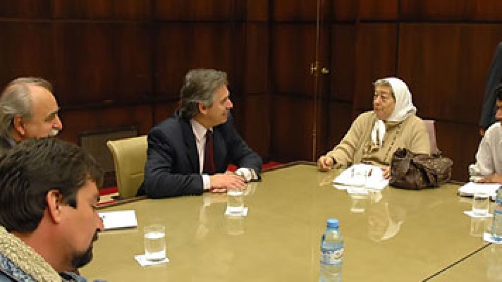 La reunión de hoy entre Alberto Fernández y los representantes de la Federación Nacional de Campesinos, de la que participó Hebe de Bonafini.