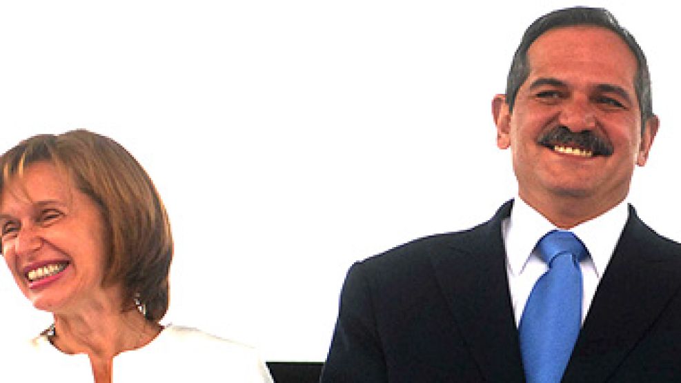 La diputada Beatríz Rojkés y el gobernador José Alperovich. La pareja más poderosa de Tucumán.
