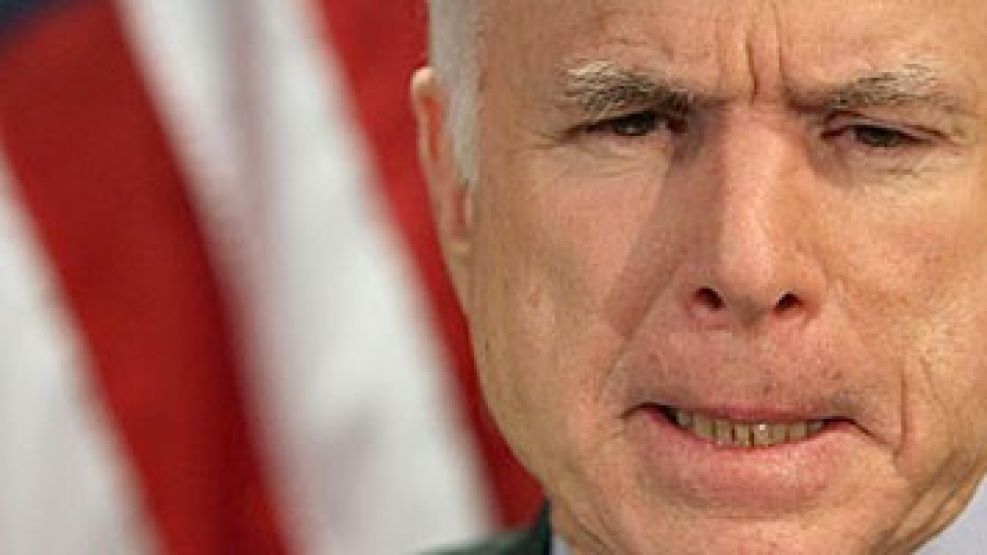 John McCain ya le comunicó su decisión a Barack Obama
