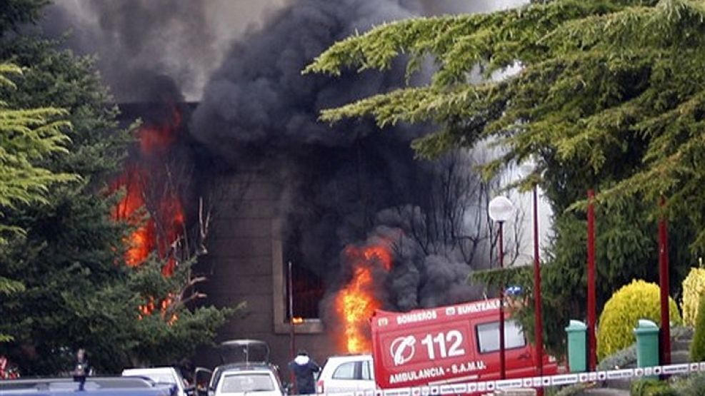 La explosión dejó 17 heridos y destrozó uno de los edificios del campus.