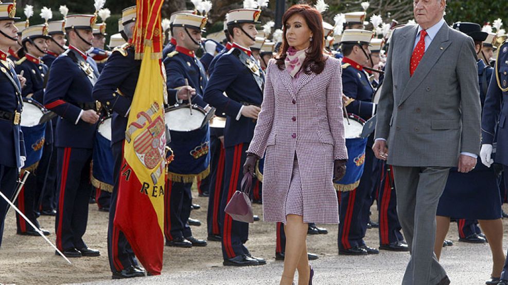 Cristina llegando al Ayuntamiento junto con el el alcalde de Madrid. 