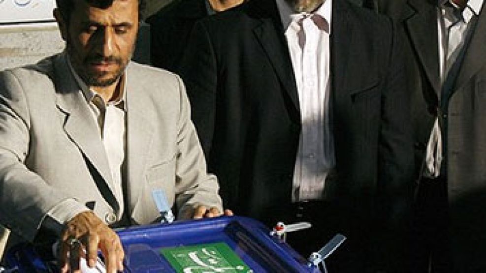 Mahmud Ahmadinejad seguiría gobernando a Irán.