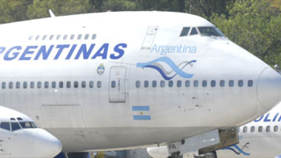 Aerolíneas vuela... bajo.