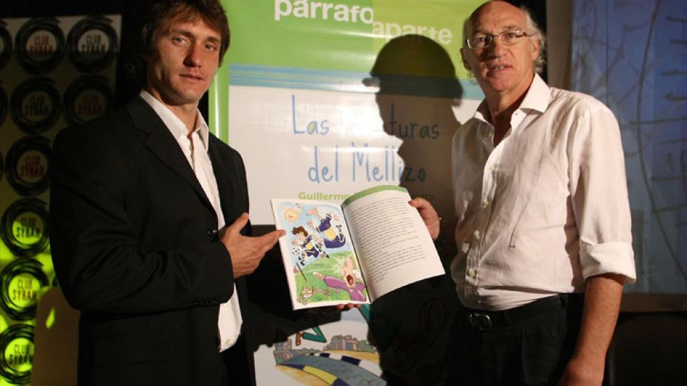 Guillermo Barros Schelotto y Carlos Bianchi en la presentación de la colección Pelota de Papel.