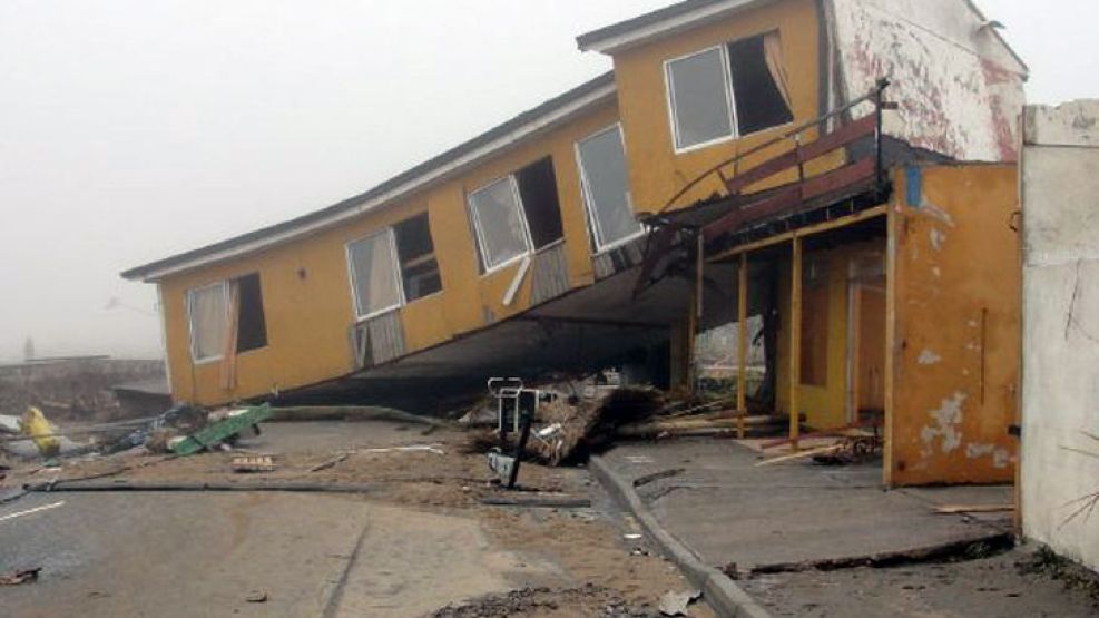 Una casa destruida en la localidad de Dichato