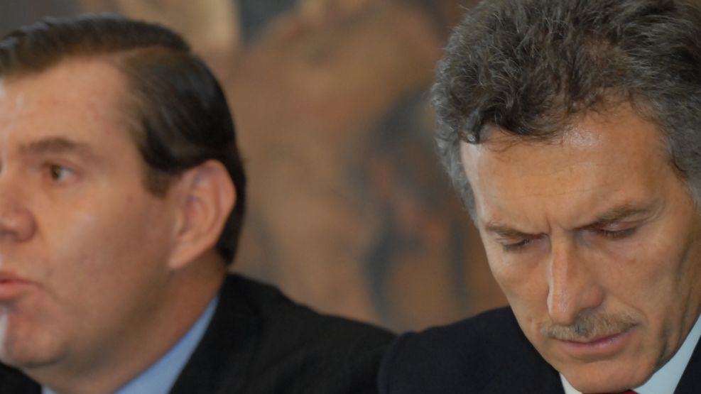 El ministro de Seguridad porteño, junto a Mauricio Macri.