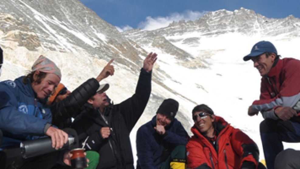 Los argentinos llegaron a la cumbre para festejar el Bicentenario.