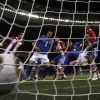 0614-italia-paraguay-g3-afp