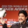 0611-maradona-conferencia-fb