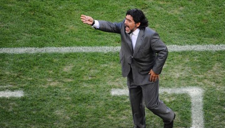 0703-maradona-partido-afp-g32