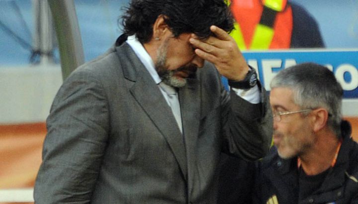 0727-chau-maradona-g-tel