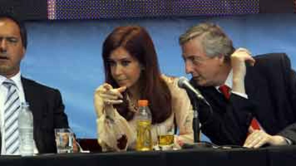 Inquebrantables: Daniel Scioli negó el distanciamiento con Néstor y Cristina Kirchner.