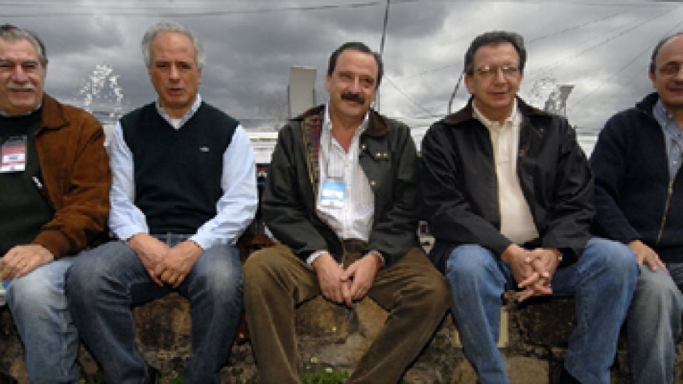 Federico Storani, Enrique Nosiglia, Pedro Azcoiti, Marcelo Stubrin y Leopoldo Moreau
