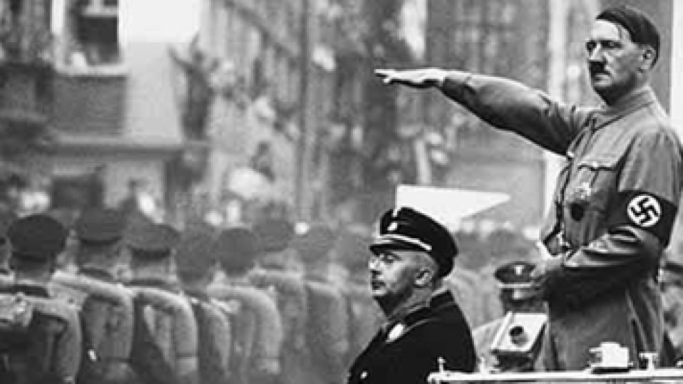 Hitler habría tenido sangre judía y africana, razas que él consideraba inferiores y por lo cual intentó exterminar durante el Holocausto.