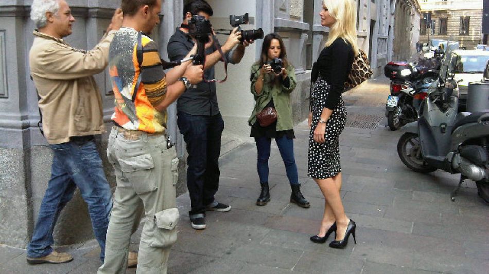 “Entrevista para vogue.it en Milán. Hoy desfile Versace!!” 