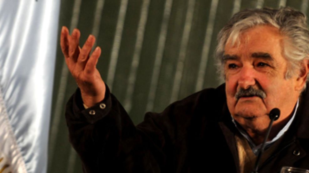 El gobierno de Mujica, como el de Tabaré en 2007, se limitó a cumplir el acuerdo internacional del Uruguay con nuestro país. 