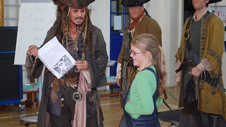 Johnny Depp como Jack Sparrow en la primaria