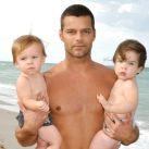 Ricky Martin con sus hijos gemelos Valentino y Matteo