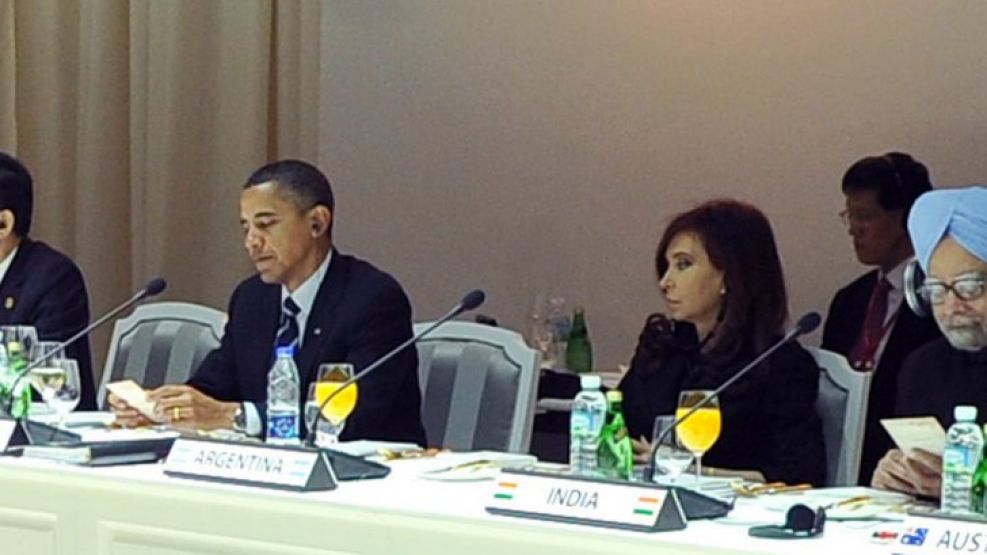 Barack Obama y Cristina Kirchner, en la primera reunión del G-20 en Seúl.