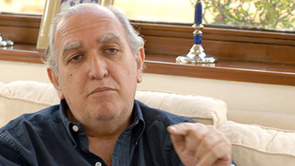 Ricardo Gil Lavedra comandará al radicalismo en Diputados.