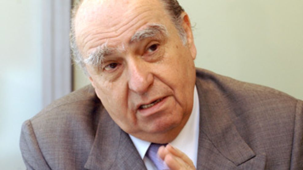Julio Sanguinetti fue dos veces presidente de Uruguay.